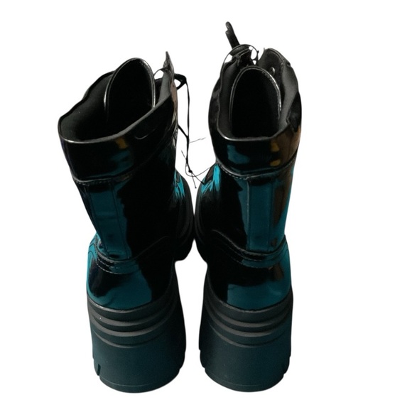 🦄 Forever 21 Glossy Black Moto Boots RT $45 - Picture 5 of 11